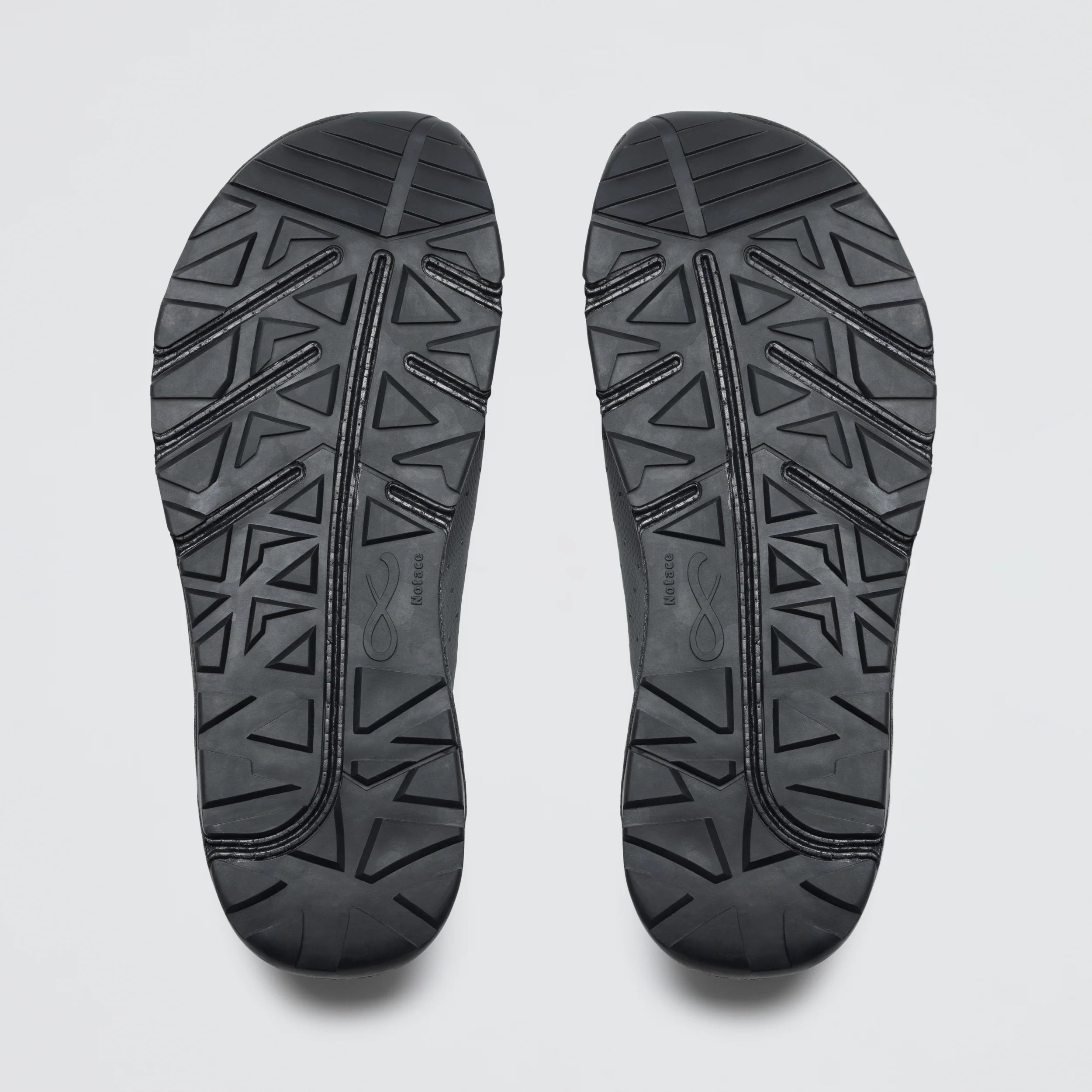 Yama T1 Triple Black Running suela